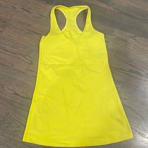 Lululemon cool racerback size 4